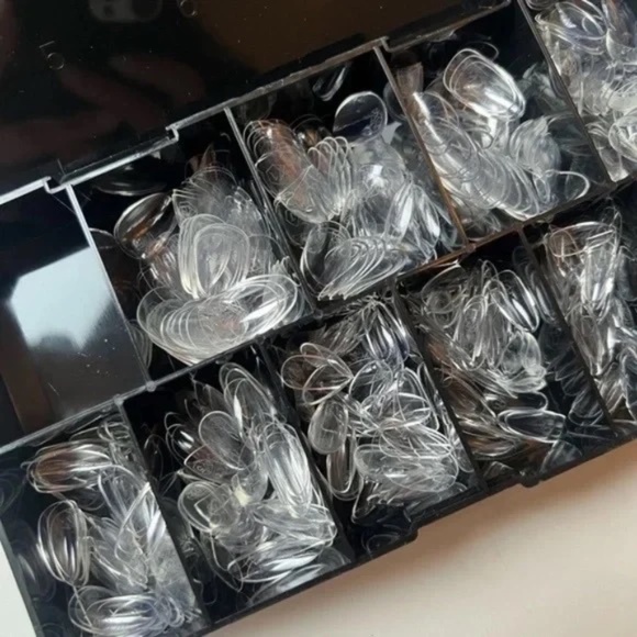 Apres Gel-X Nail Tips / Extensions - Sculpted Round Short - Picture 3 of 4